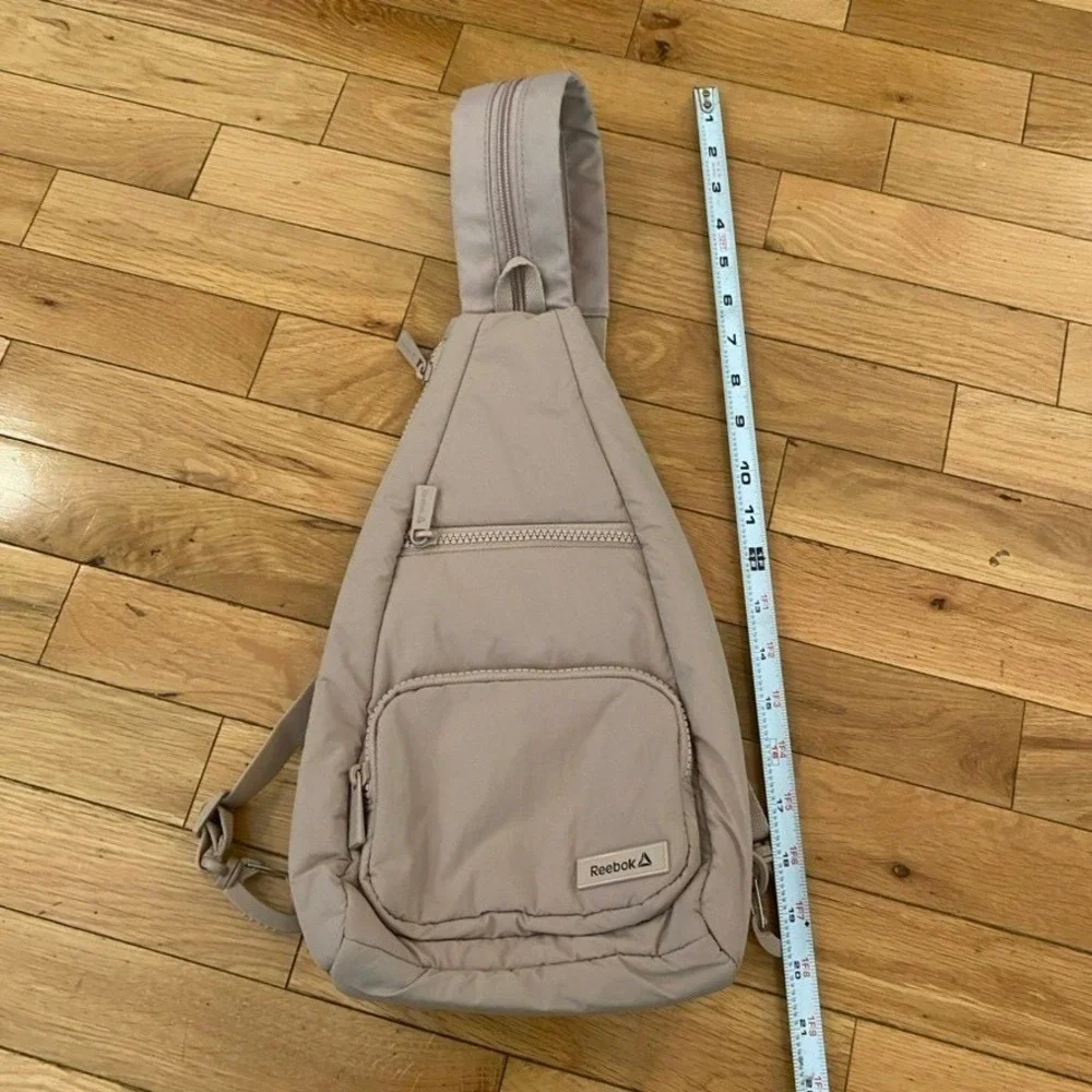 Reebok Sling Backpack Mauve Lavender Crossbody Sport Bag Adjustable Strap 19in